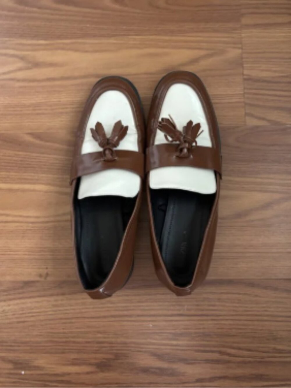ZARA Brown and Cream Tassel Loafers - Picture 2 of 7